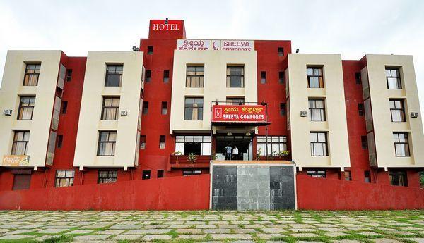 Sreeya Comforts Otel Maisur Dış mekan fotoğraf