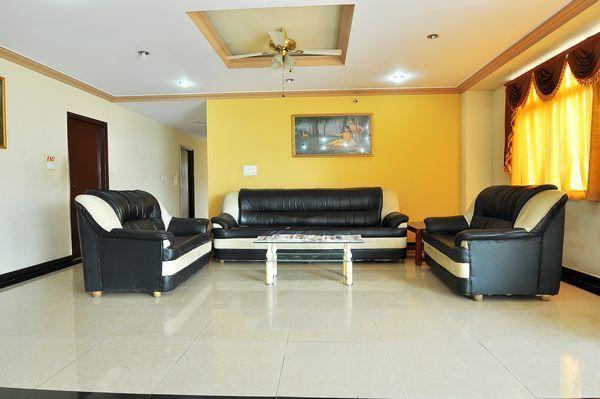 Sreeya Comforts Otel Maisur Dış mekan fotoğraf