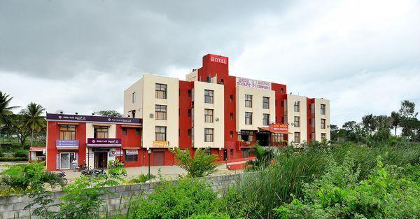 Sreeya Comforts Otel Maisur Dış mekan fotoğraf